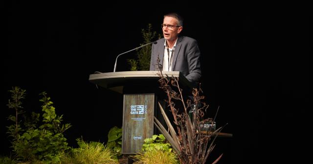 image of Dan Briar presenting at OTG
