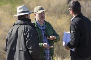 Image of farmers talking